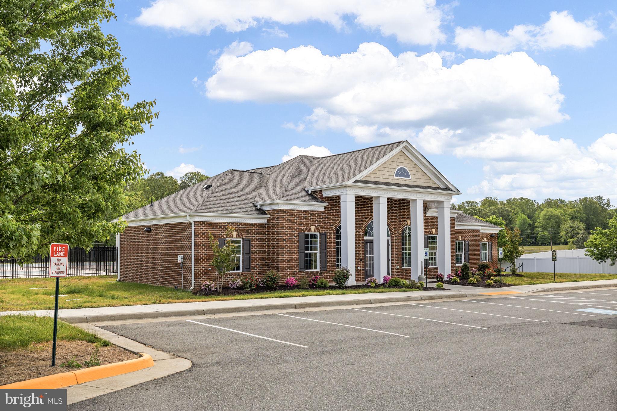 OAKWOOD ESTATES - Residential