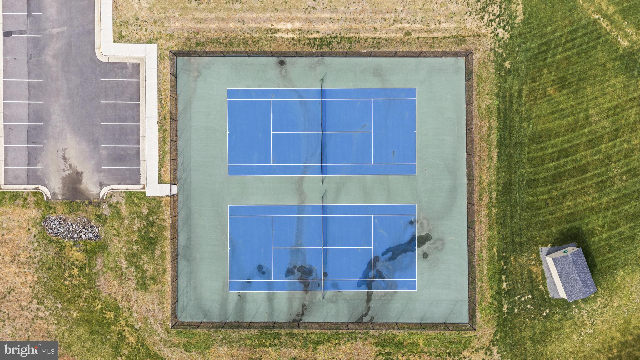 OAKWOOD ESTATES - Residential