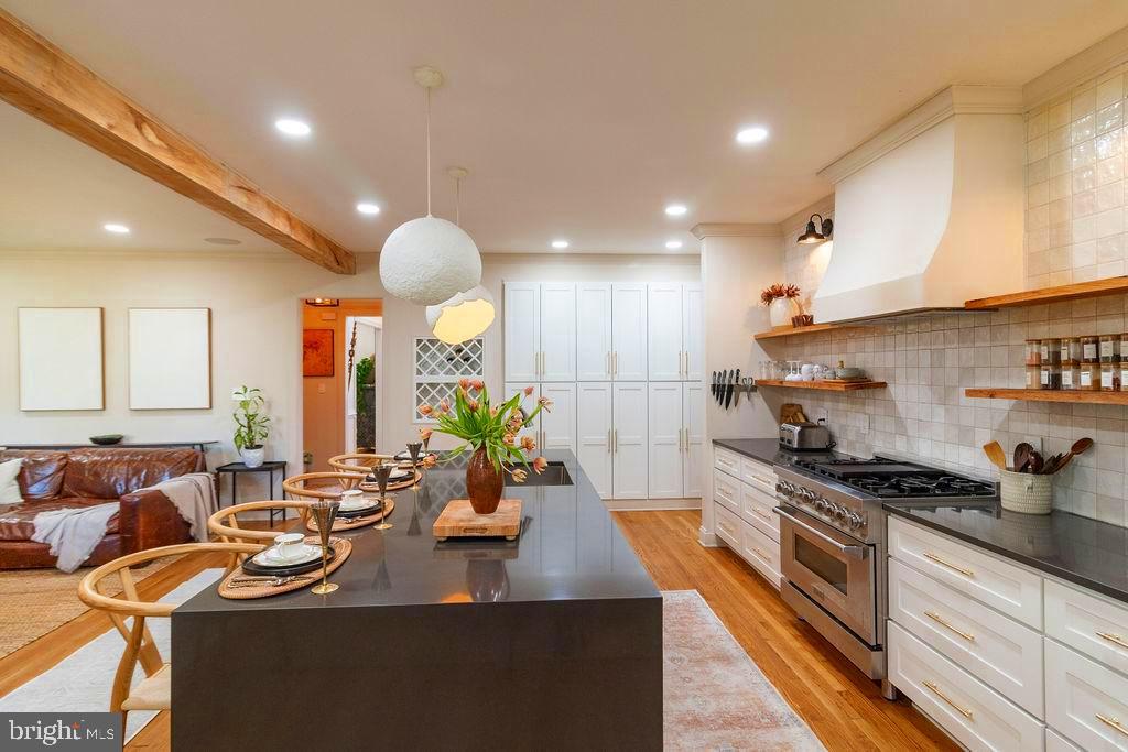 LAKE MANASSAS - Residential