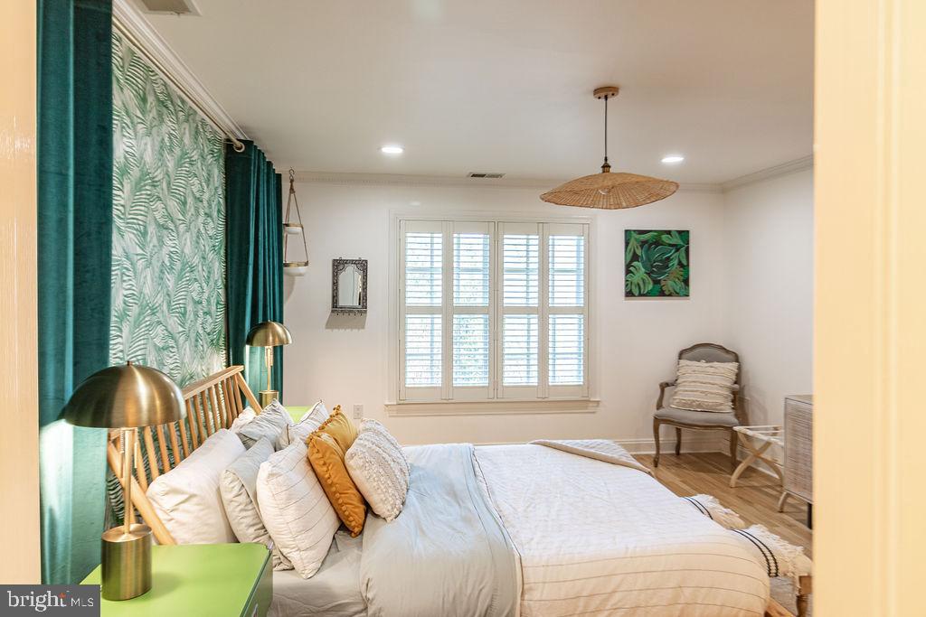 LAKE MANASSAS - Residential
