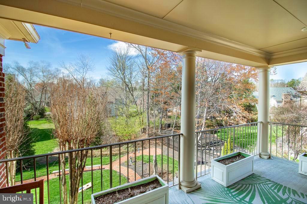 LAKE MANASSAS - Residential