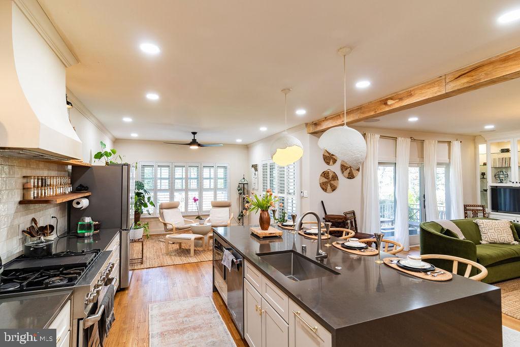LAKE MANASSAS - Residential