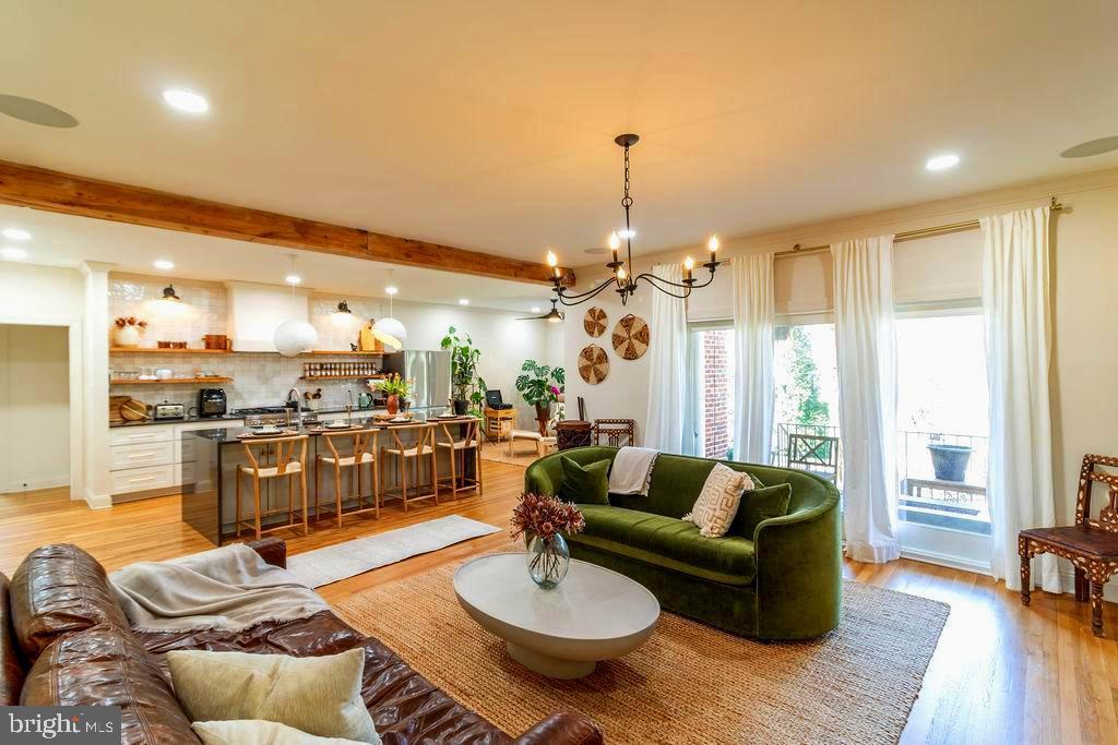 LAKE MANASSAS - Residential