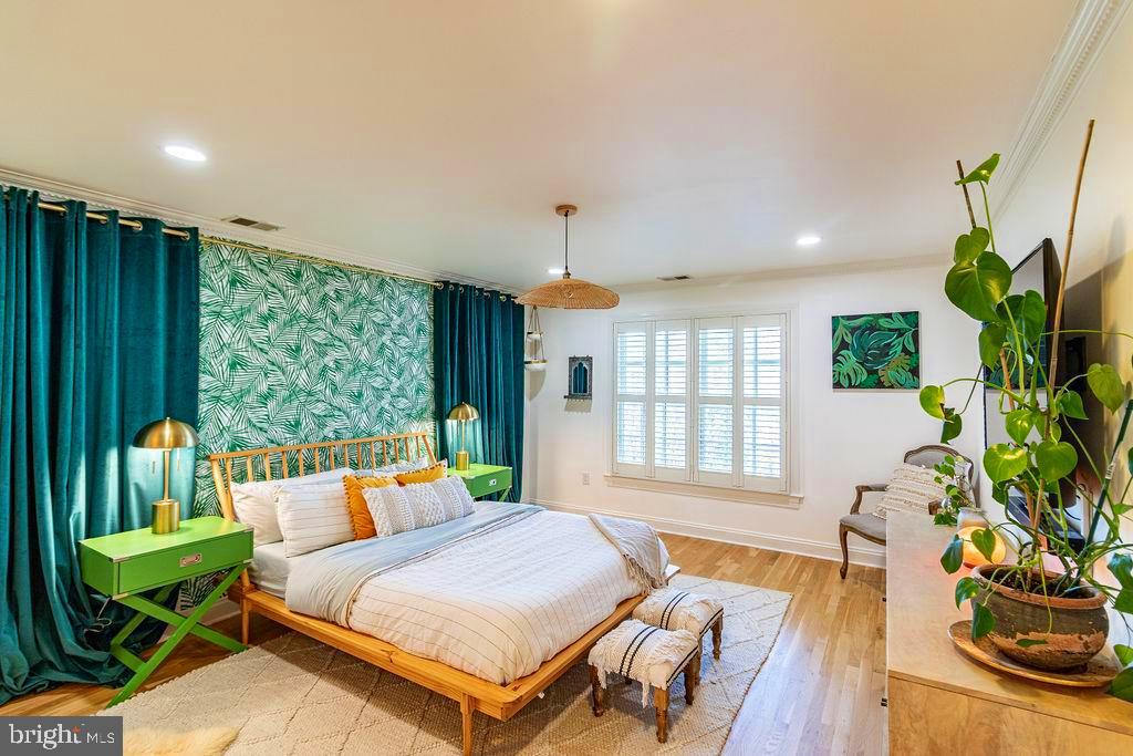 LAKE MANASSAS - Residential