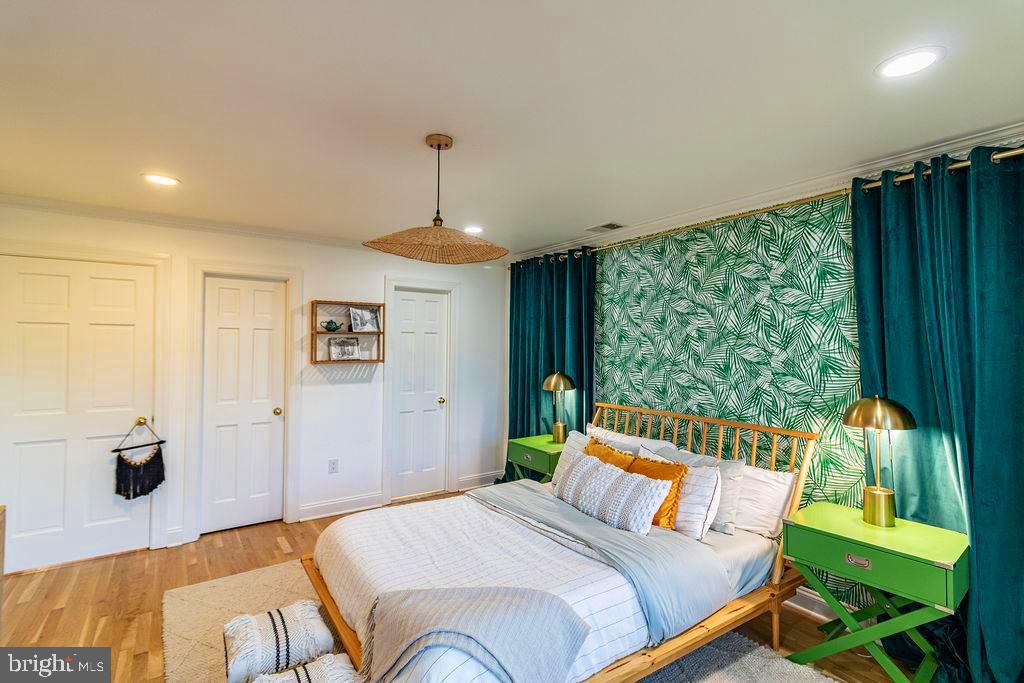 LAKE MANASSAS - Residential