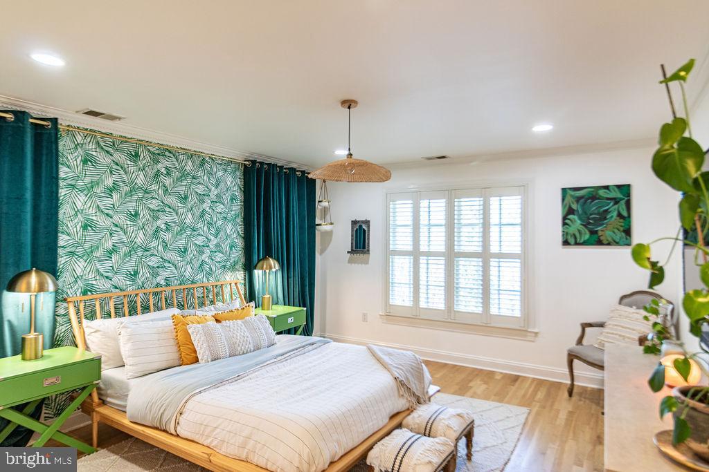 LAKE MANASSAS - Residential