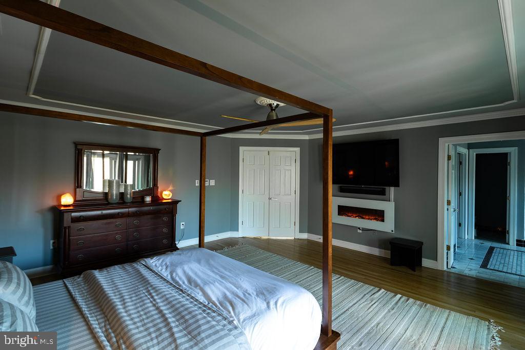LAKE MANASSAS - Residential
