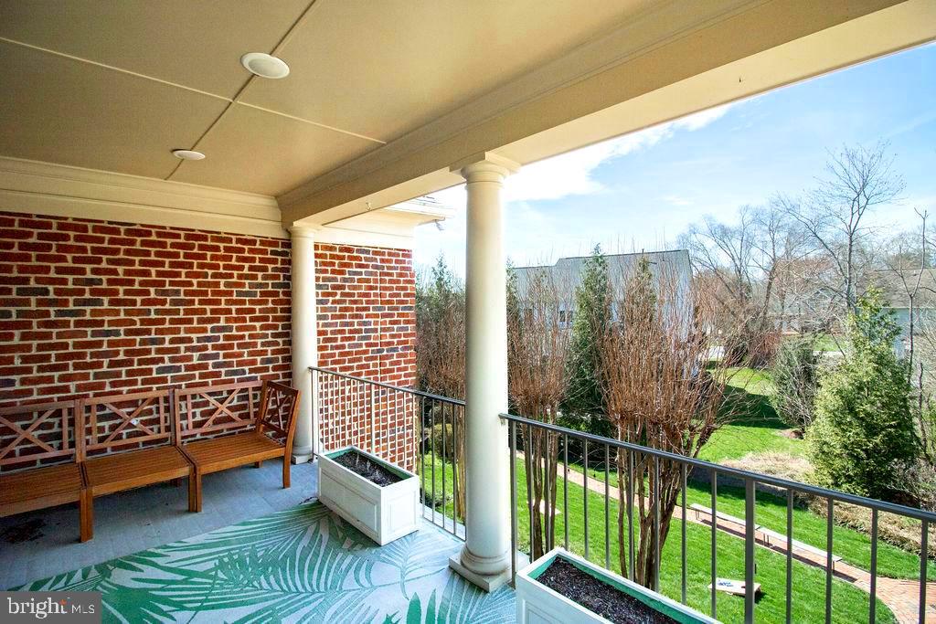 LAKE MANASSAS - Residential