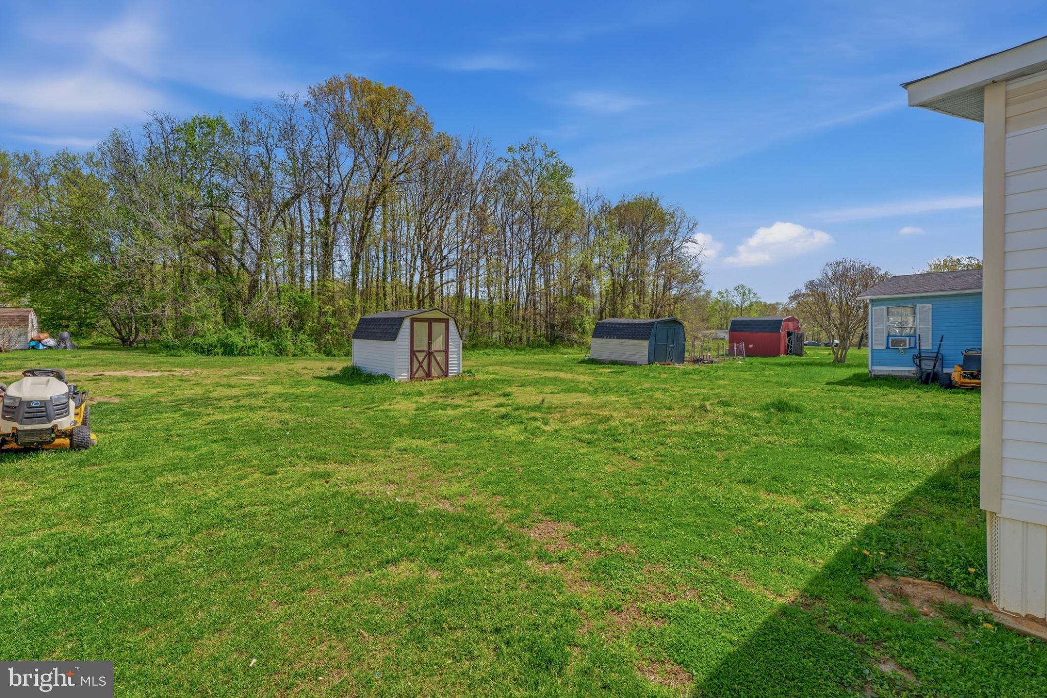 BUSH RIVER MANOR - Residential