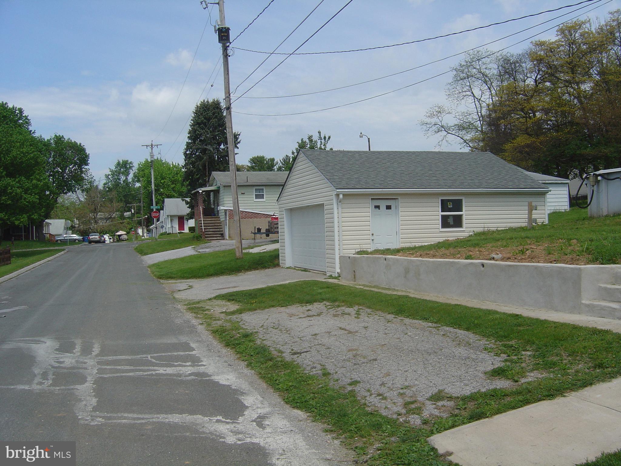 BUCKINGHAM VIEW - Residential