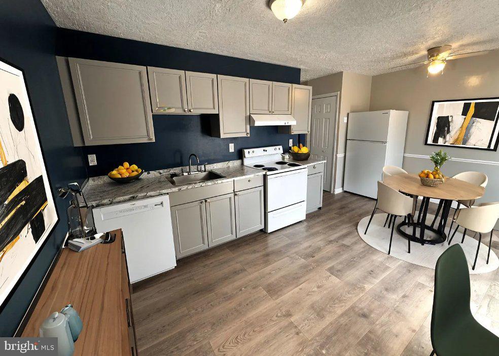 31 HOLCUMB CT. COURT