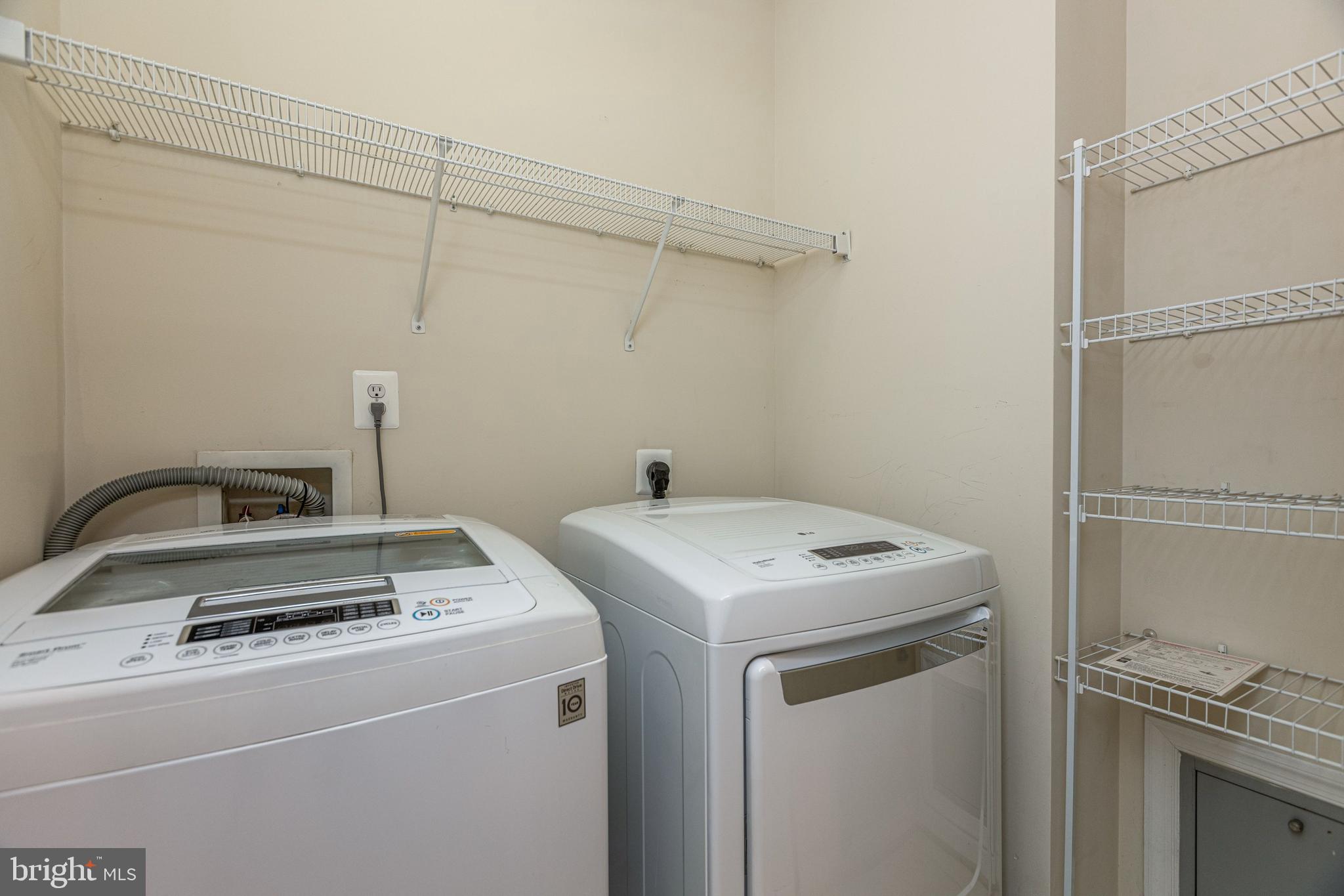 LORTON STATION NORTH CND - Residential