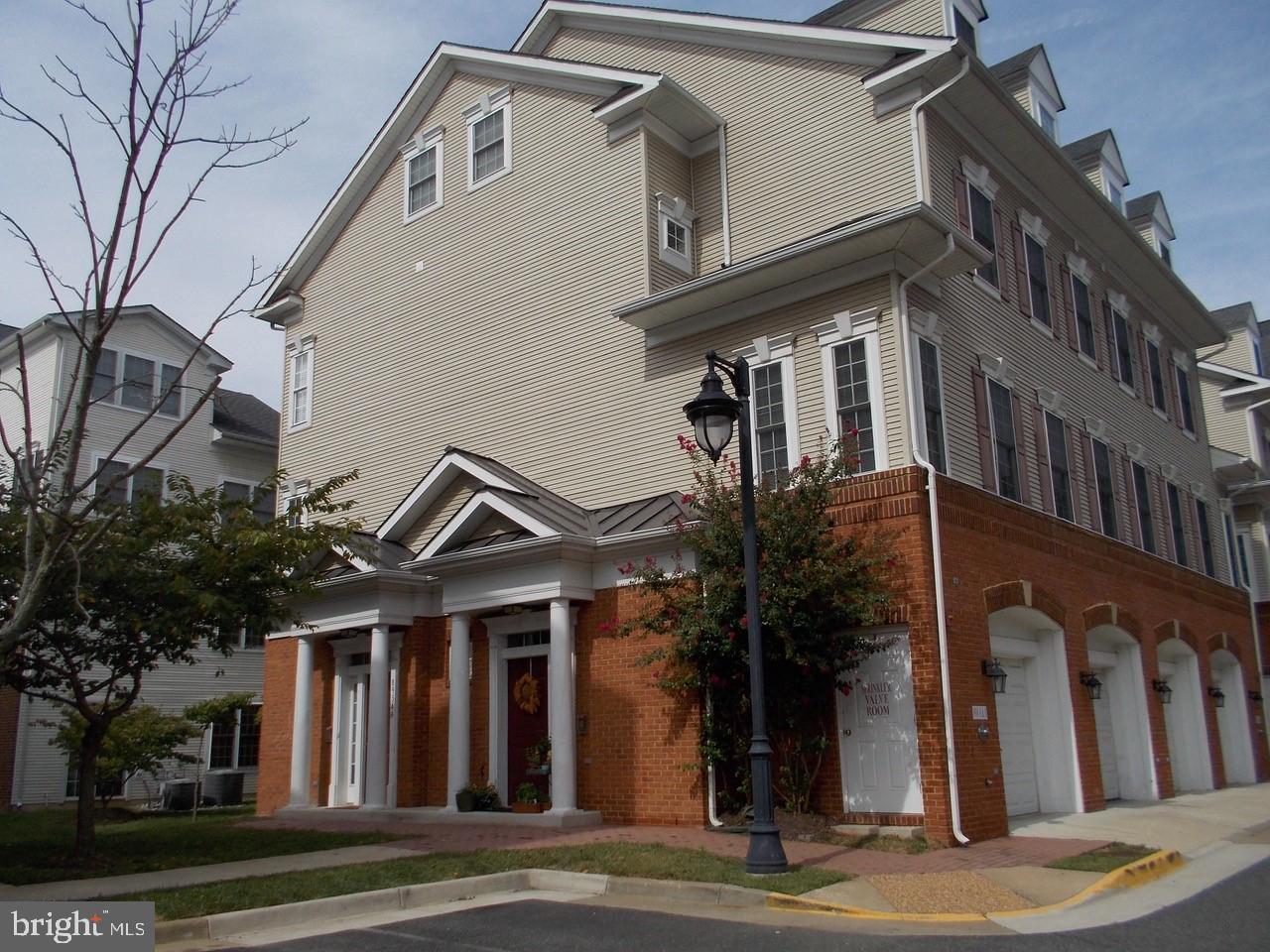 LORTON STATION NORTH CND - Residential