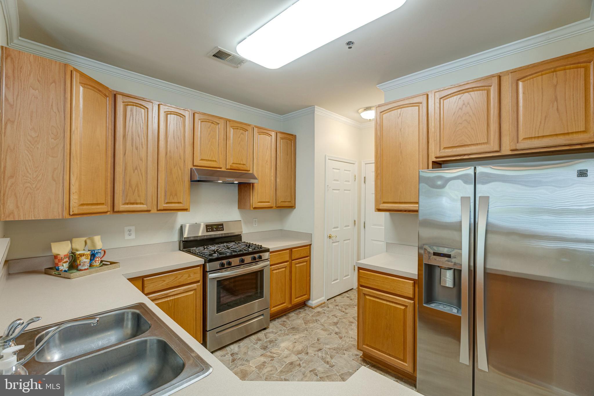 LORTON STATION NORTH CND - Residential