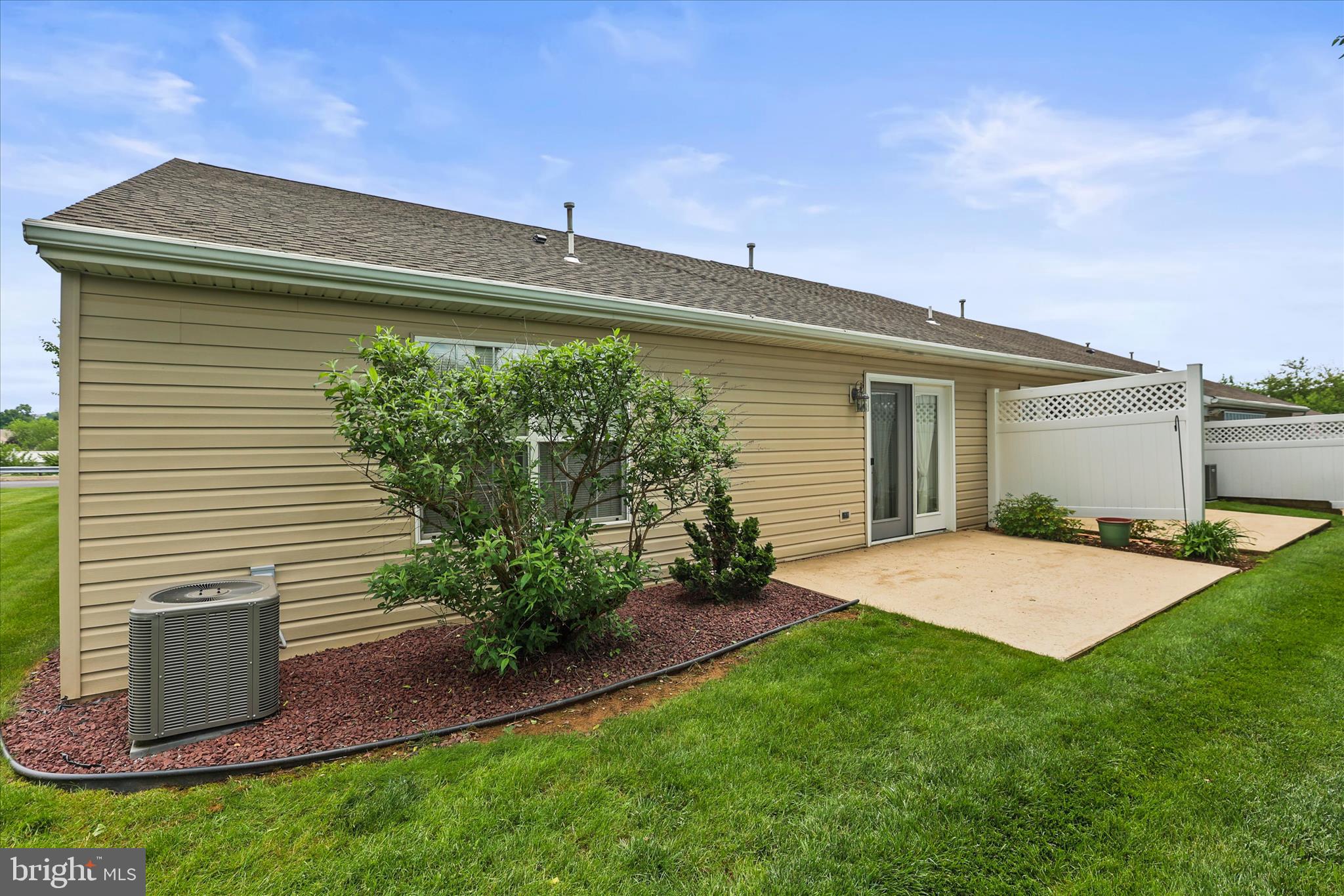 EQUINE MEADOWS - Residential