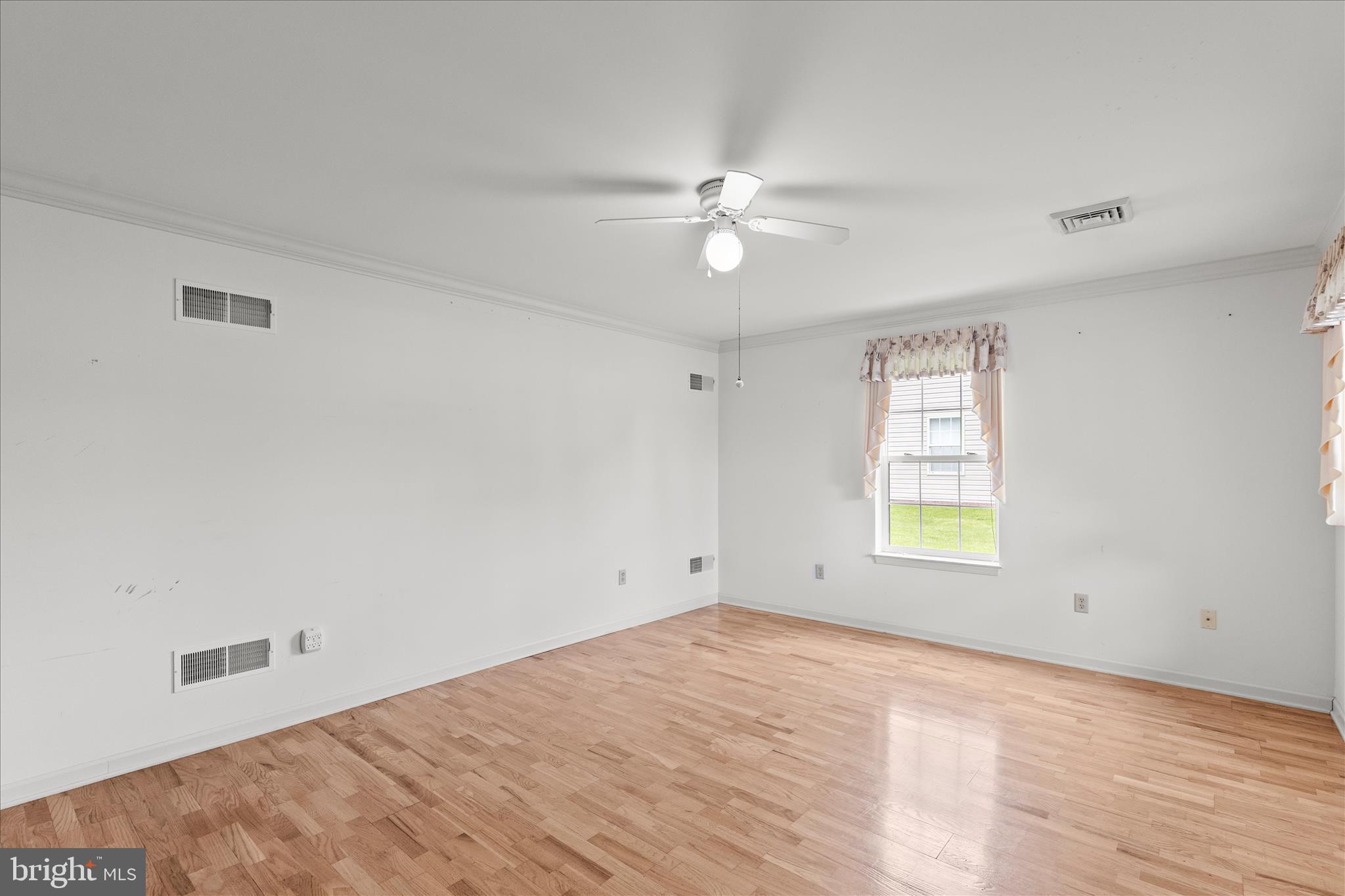 EQUINE MEADOWS - Residential