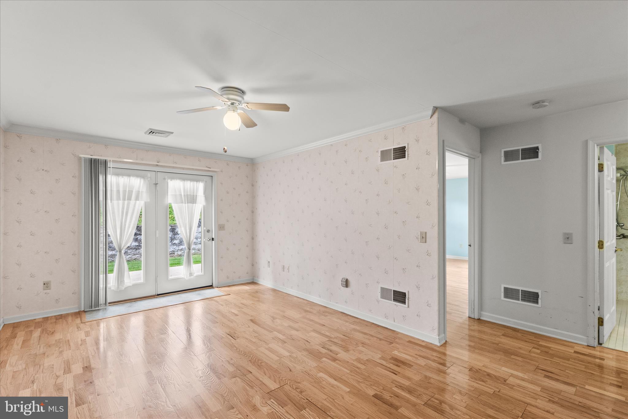 EQUINE MEADOWS - Residential