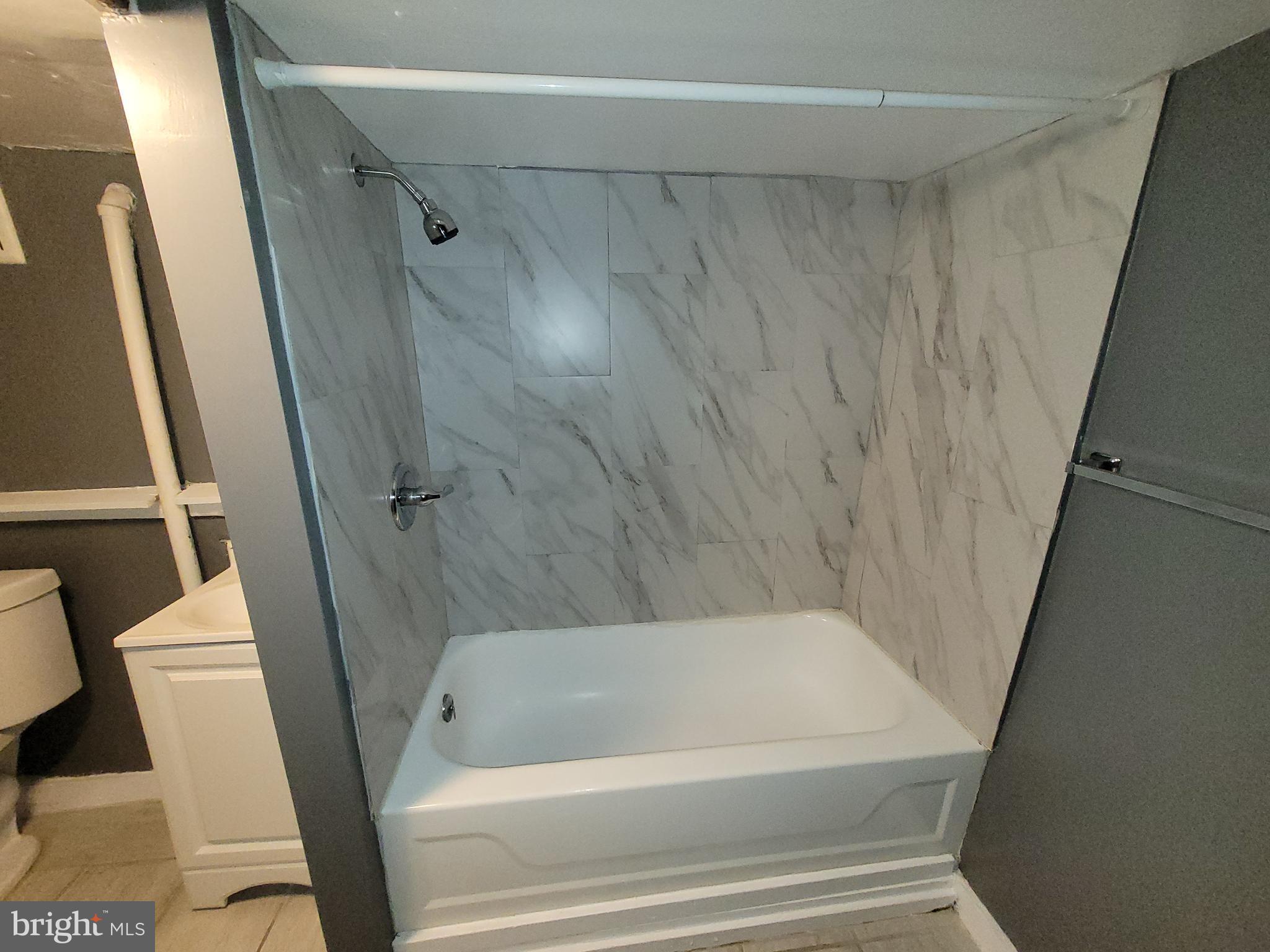 WASHINGTON VILLAGE - Residential Lease