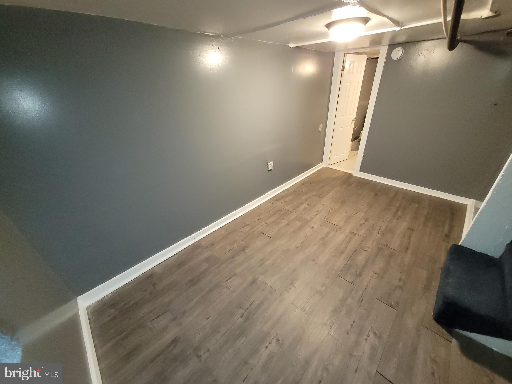 WASHINGTON VILLAGE - Residential Lease