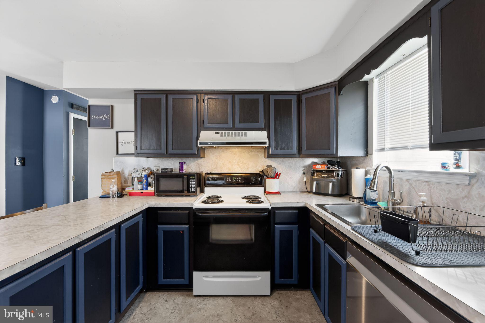 WALNUT RIDGE ESTS - Residential