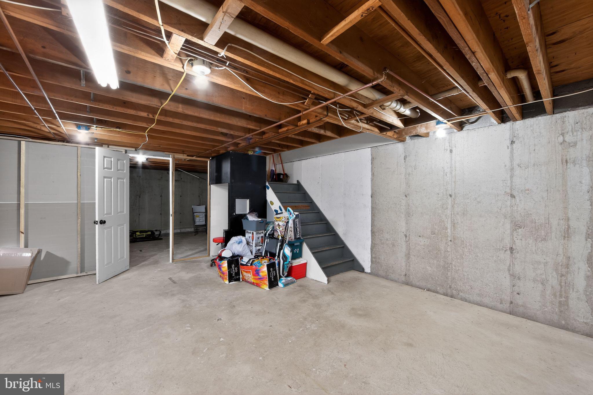 WALNUT RIDGE ESTS - Residential