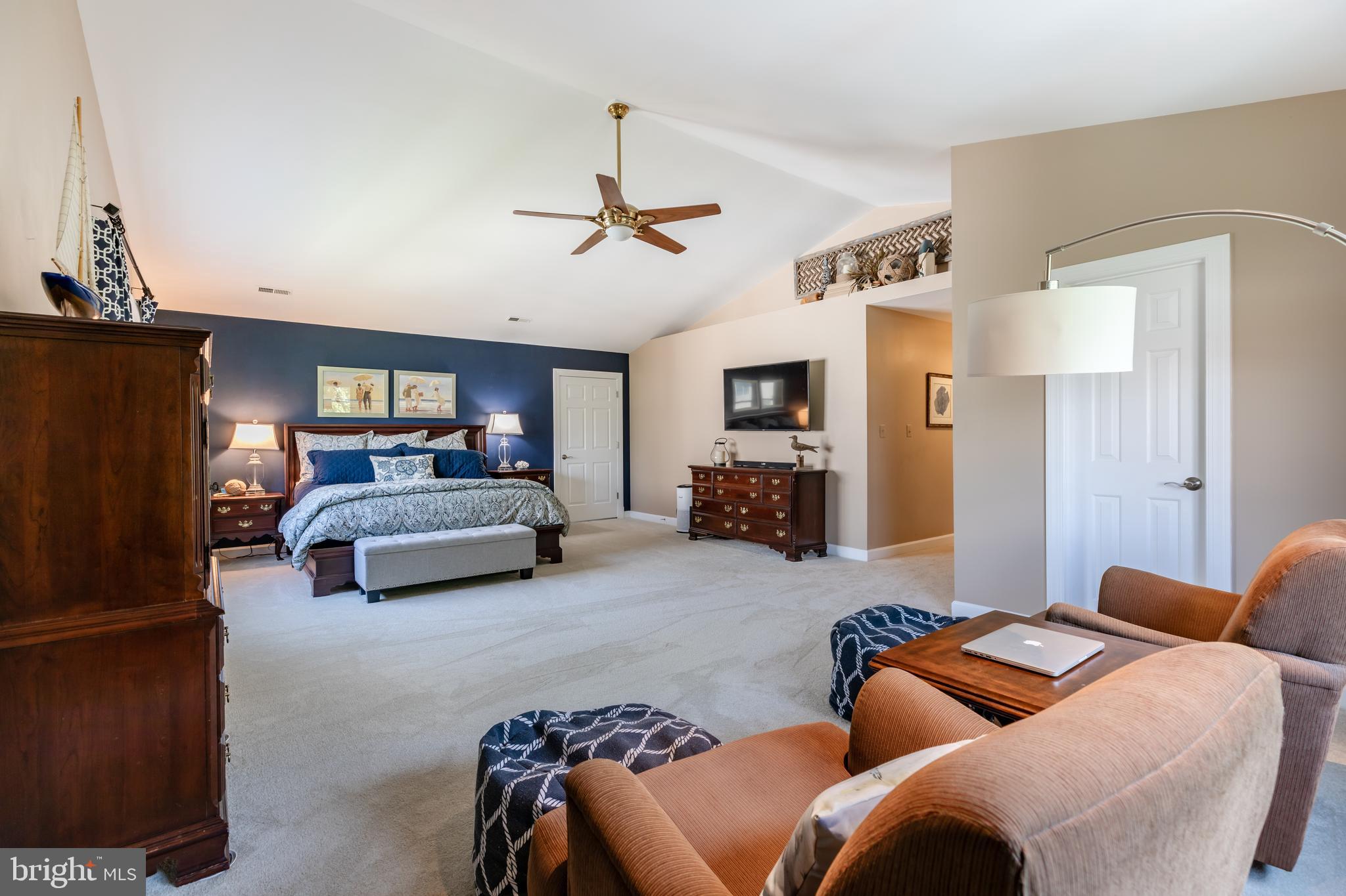 WOODLAND LAKE - Residential