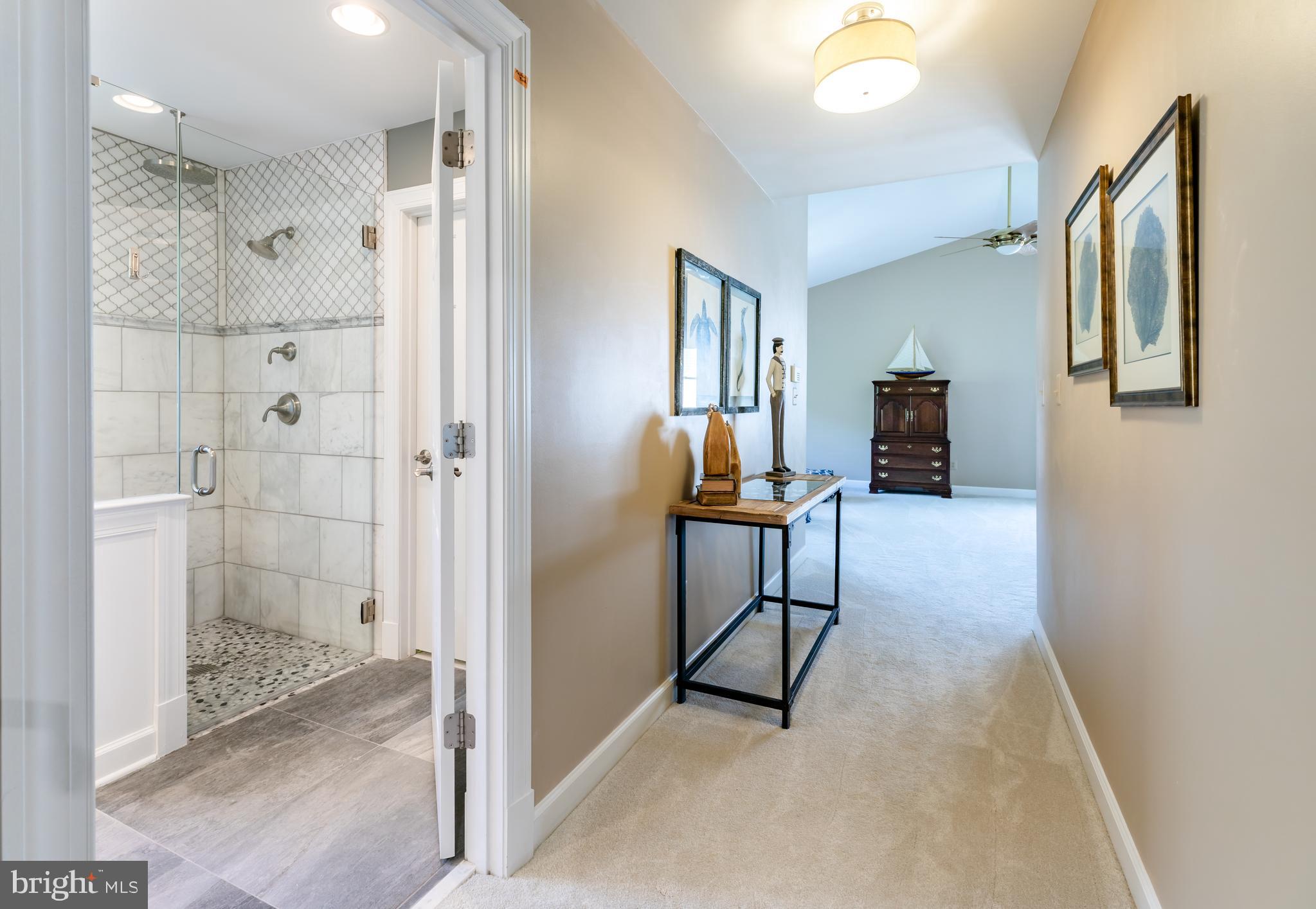 WOODLAND LAKE - Residential