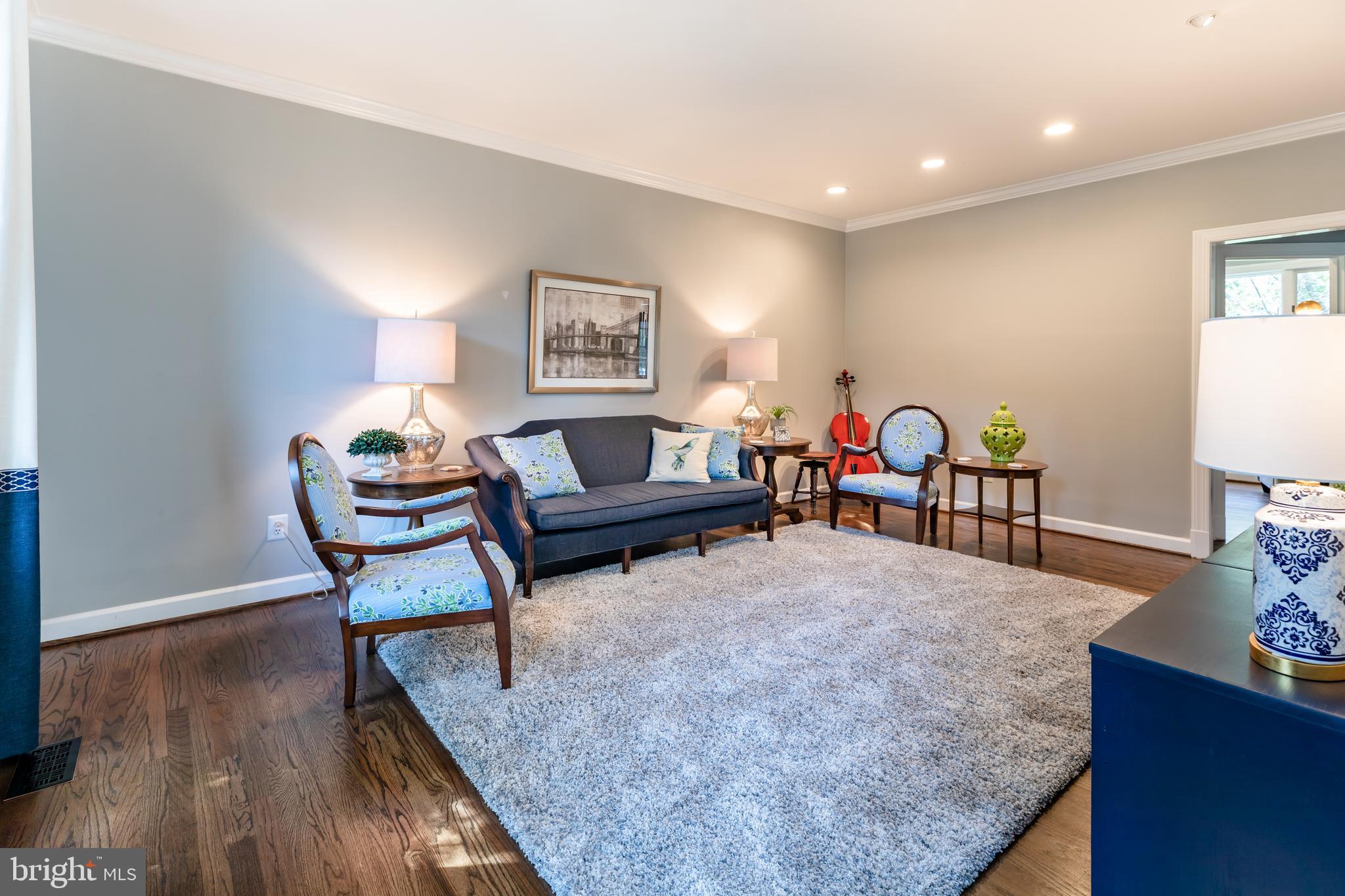 WOODLAND LAKE - Residential