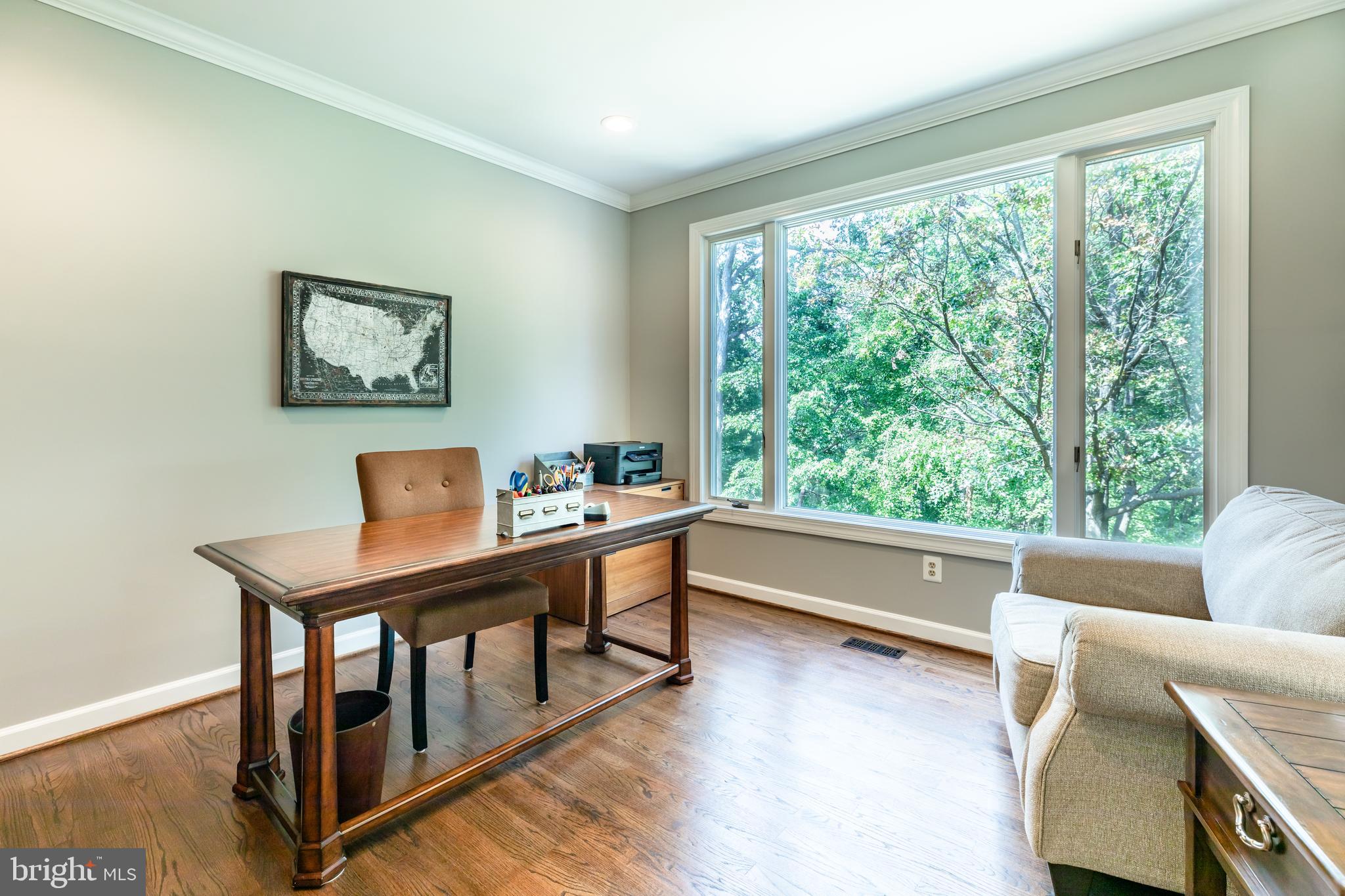 WOODLAND LAKE - Residential