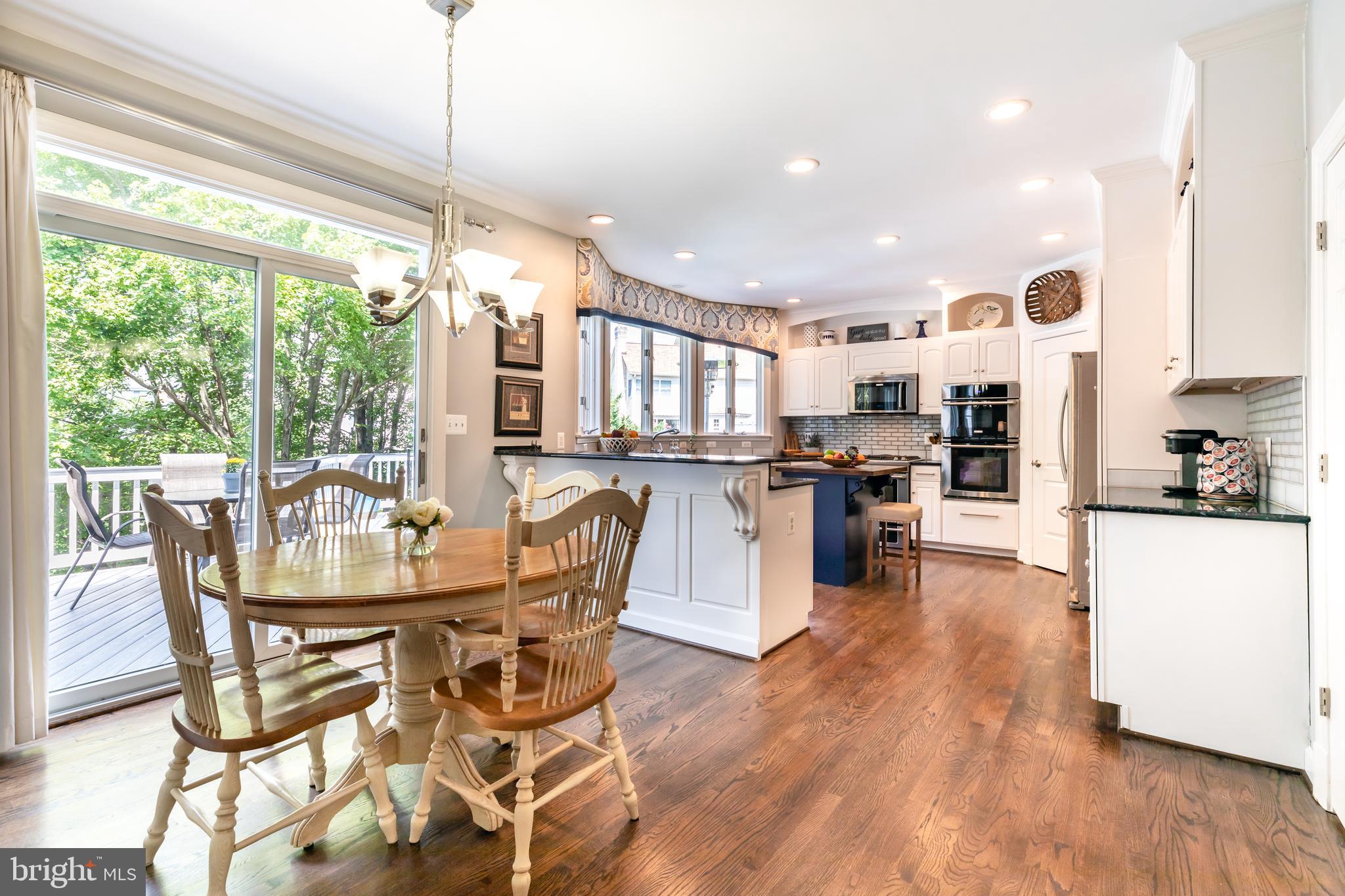 WOODLAND LAKE - Residential