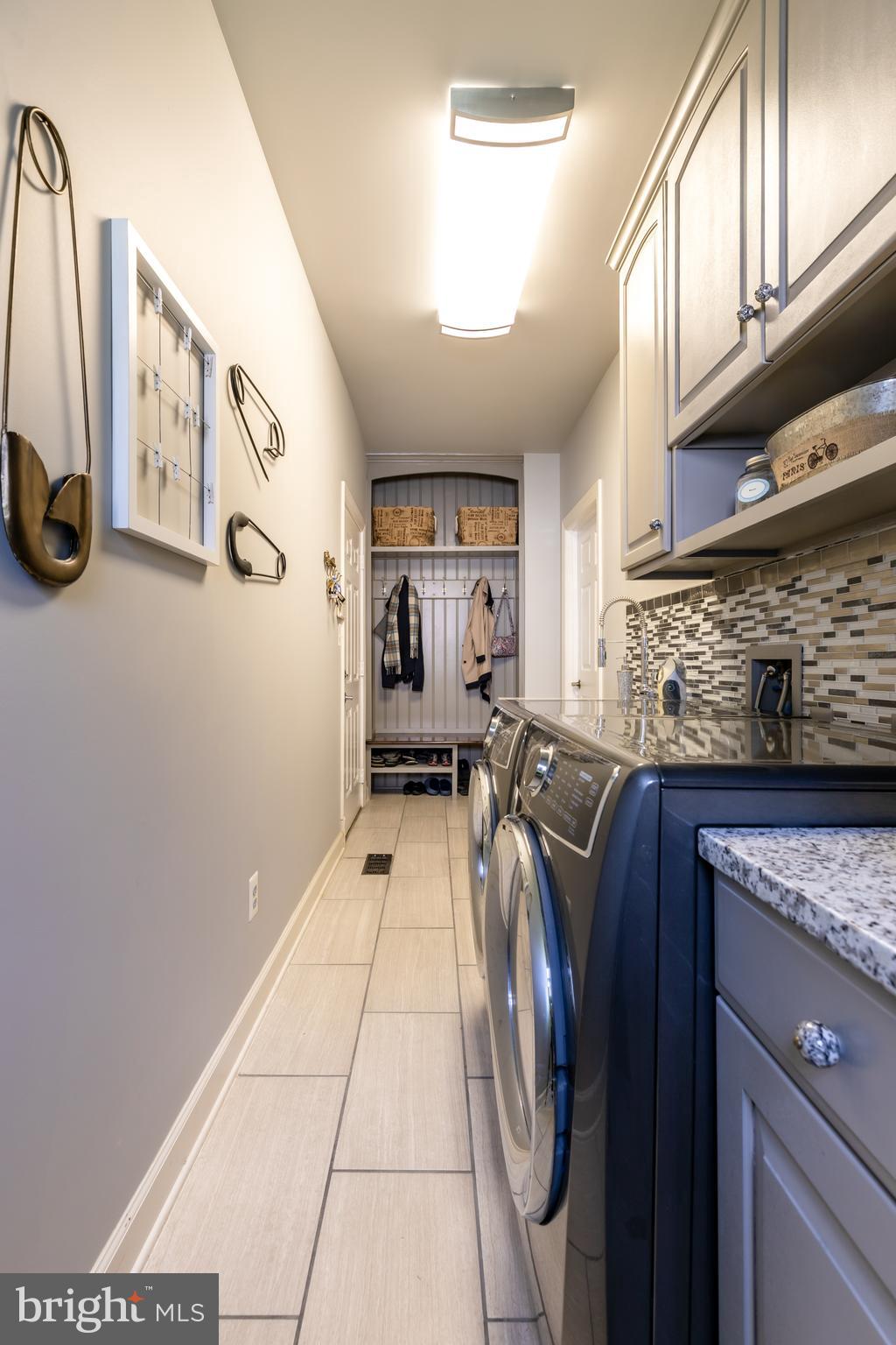 WOODLAND LAKE - Residential