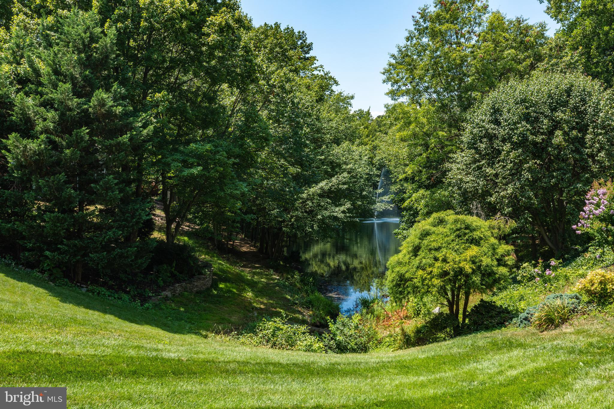 WOODLAND LAKE - Residential
