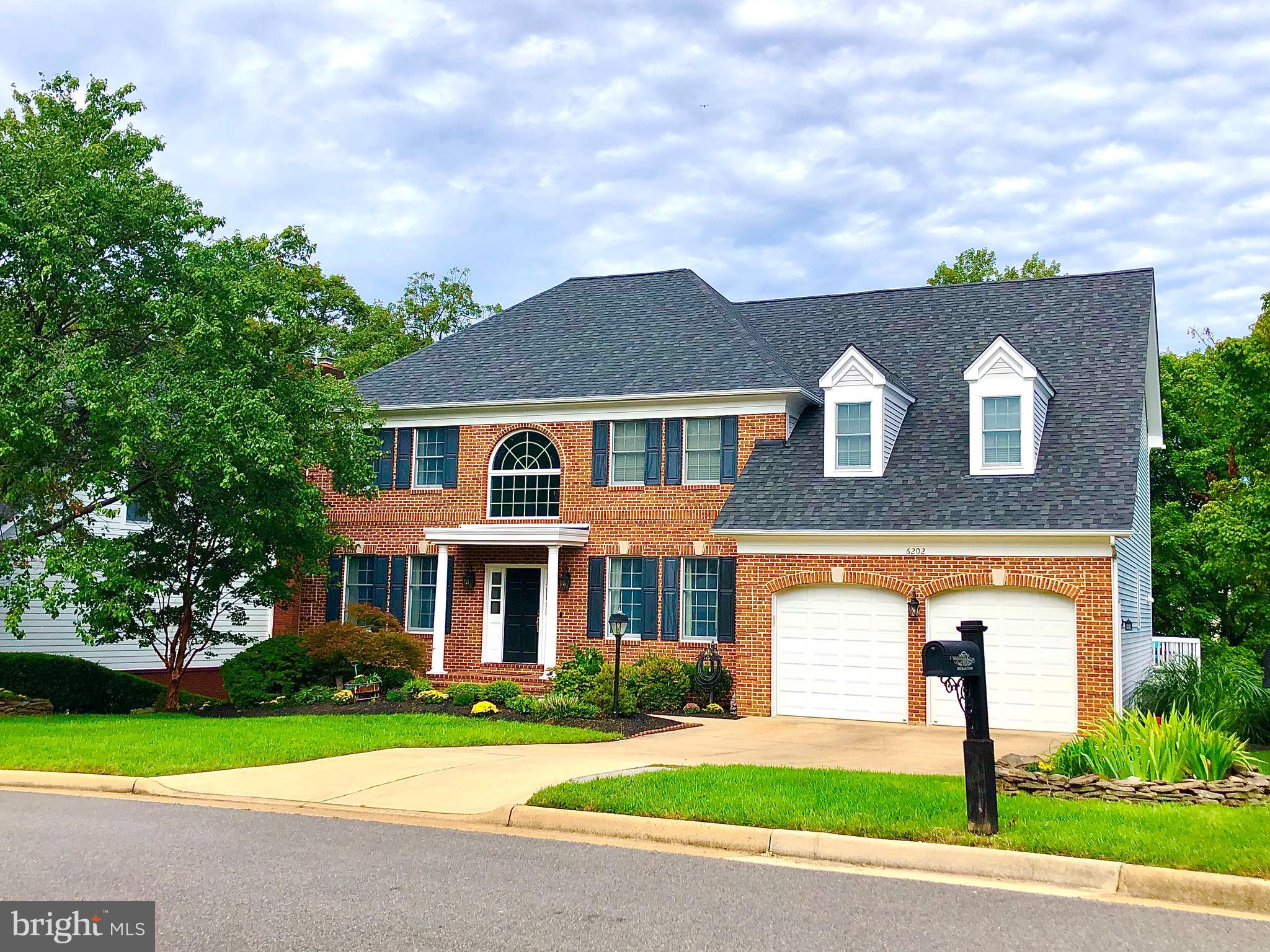 WOODLAND LAKE - Residential