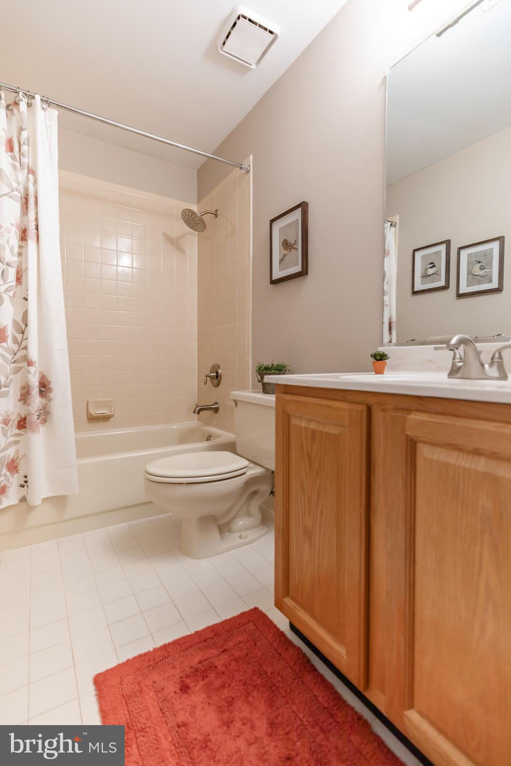 WOODLAND LAKE - Residential