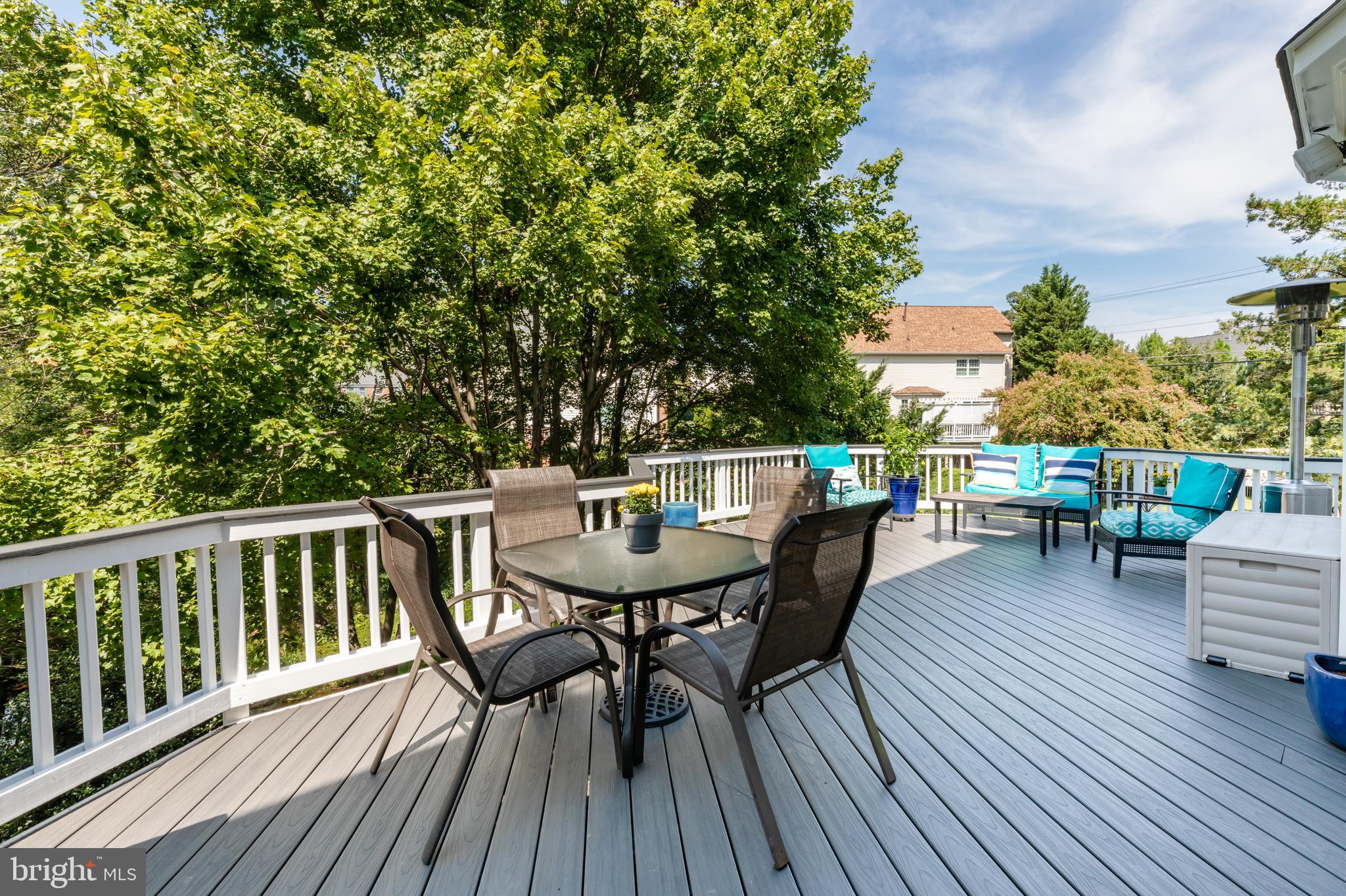 WOODLAND LAKE - Residential