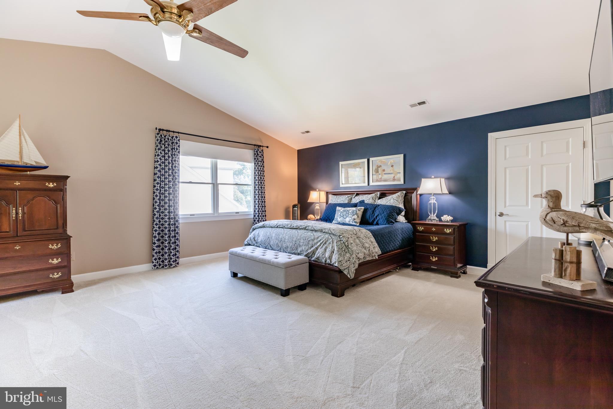 WOODLAND LAKE - Residential