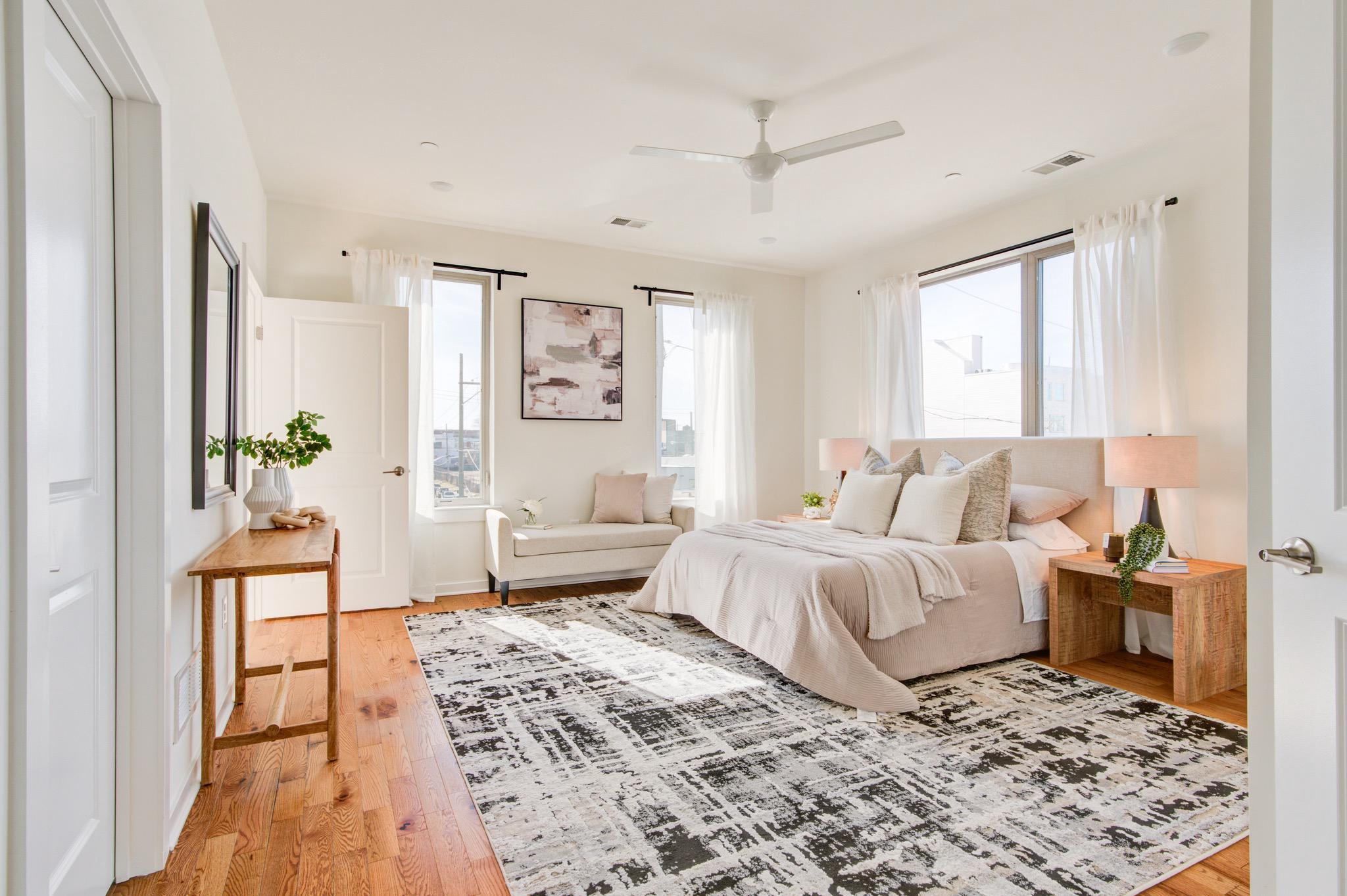 EAST KENSINGTON - Residential