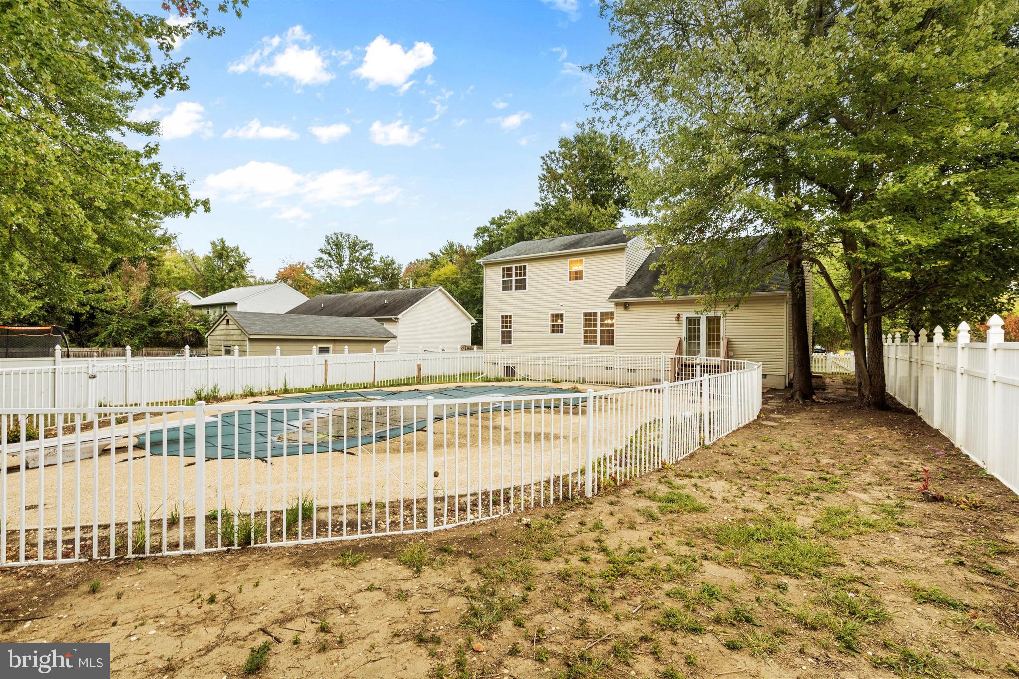 PONDER COVE BEACH - Residential