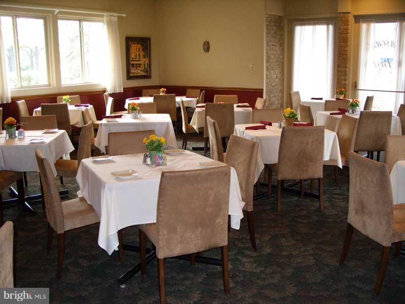 ROSSMOOR MUTUAL #19B - Residential Lease