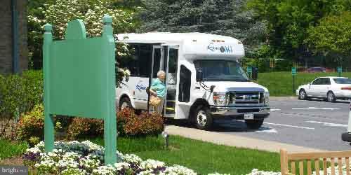 ROSSMOOR MUTUAL #19B - Residential Lease