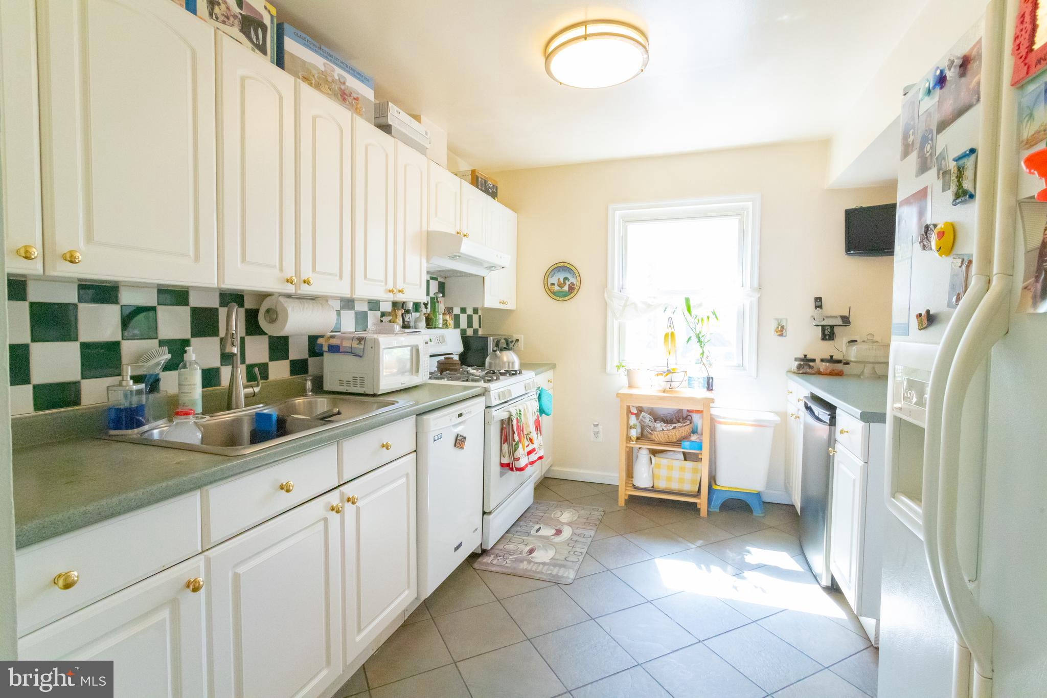 LAKE BRADDOCK - Residential Lease