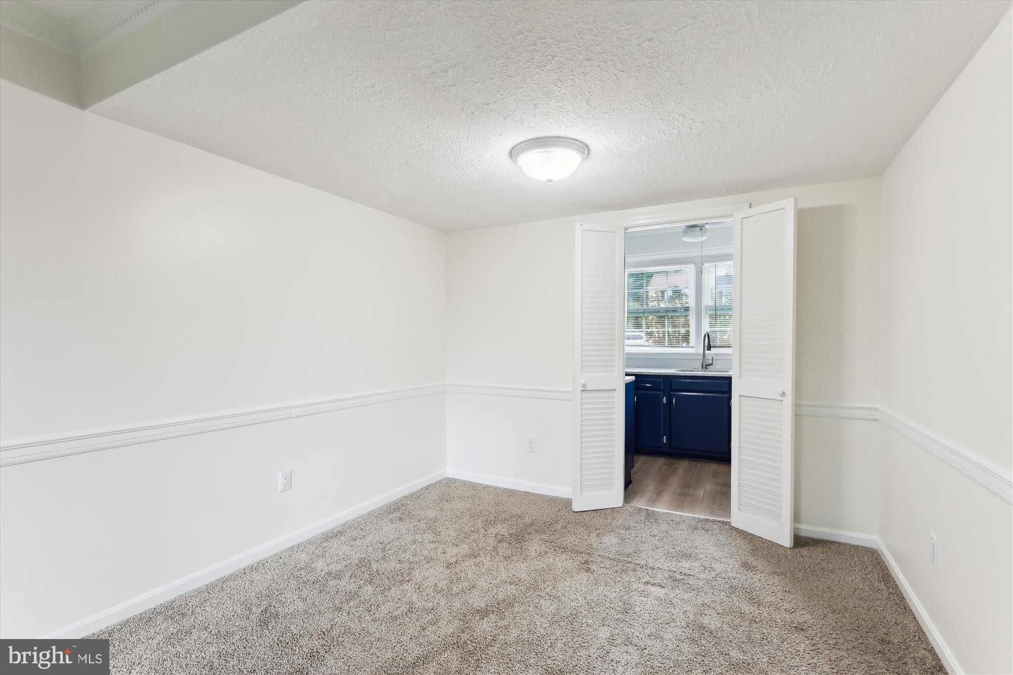 STRATHMEADE SQUARE - Residential Lease