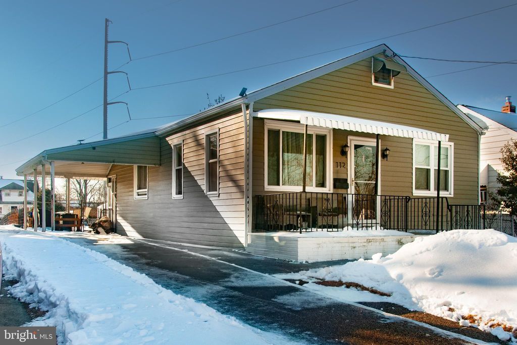 Photo of 112 Mt Ephraim Ave, MOUNT EPHRAIM, NJ 08059 (MLS # NJCD2110206)