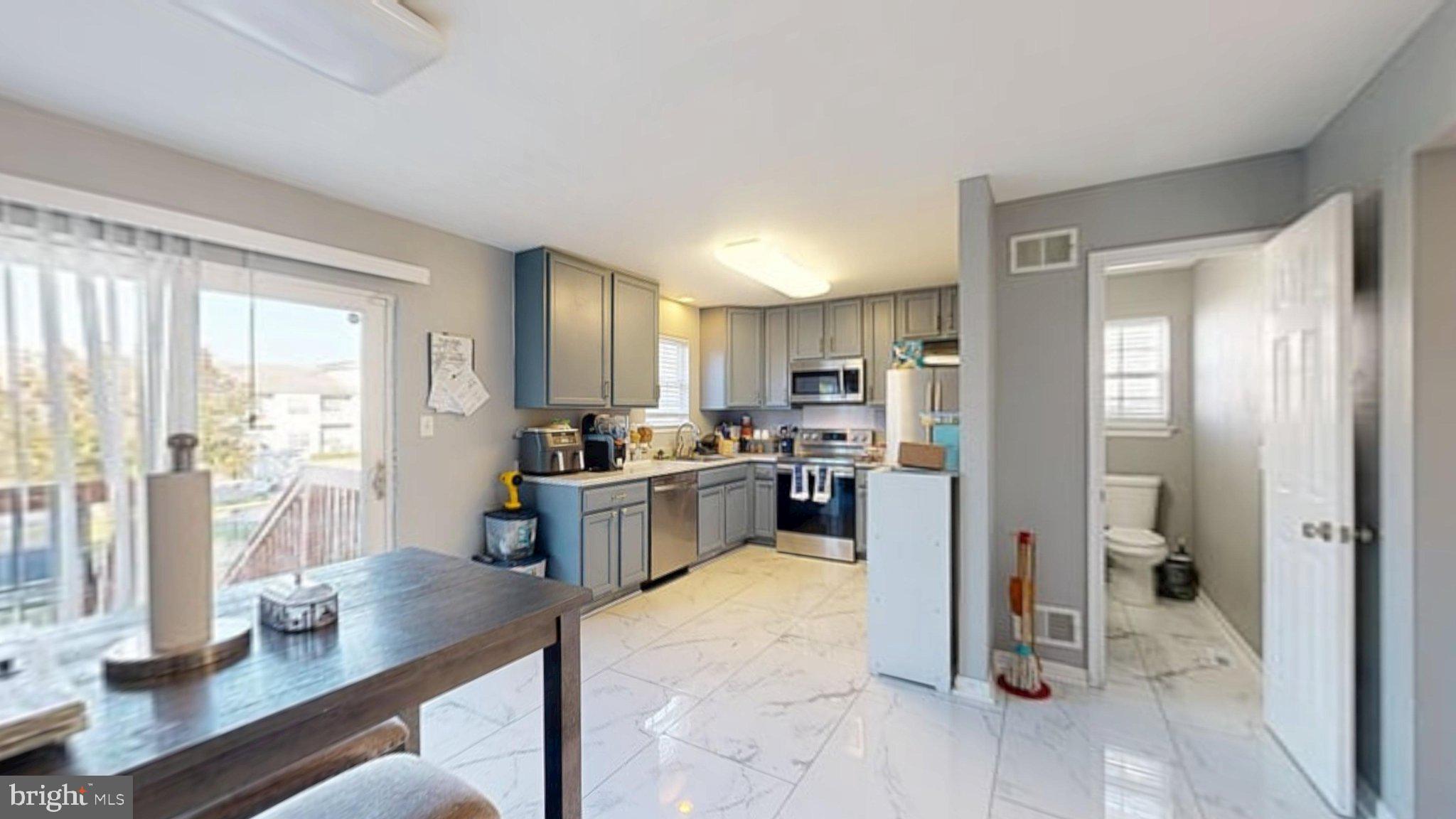 652 WIDENER LANE