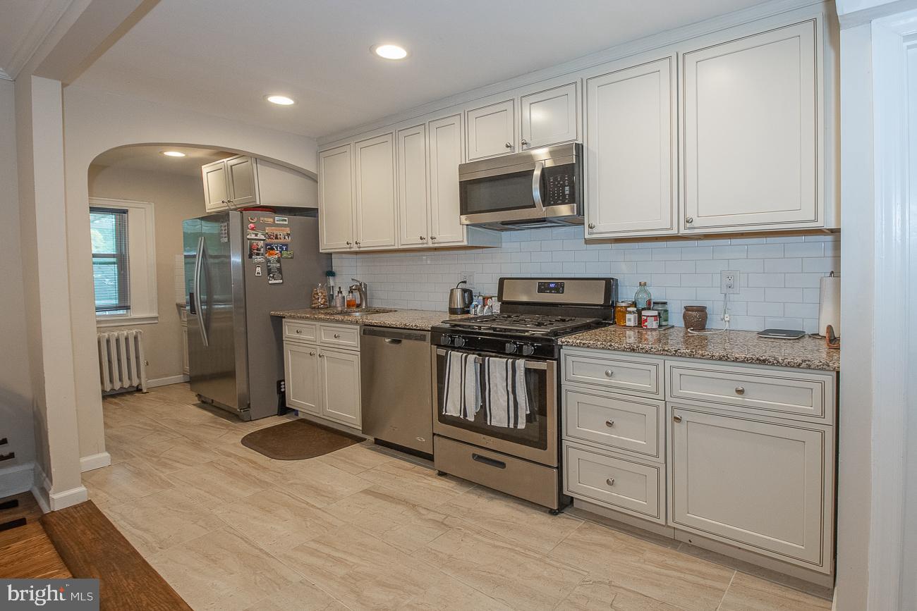 PENN WYNNE - Residential Lease