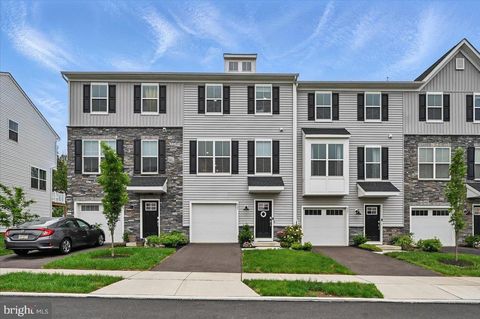 Photo of 825 Pecan Road, SPRING CITY, PA 19475 (MLS # PACT2126640)