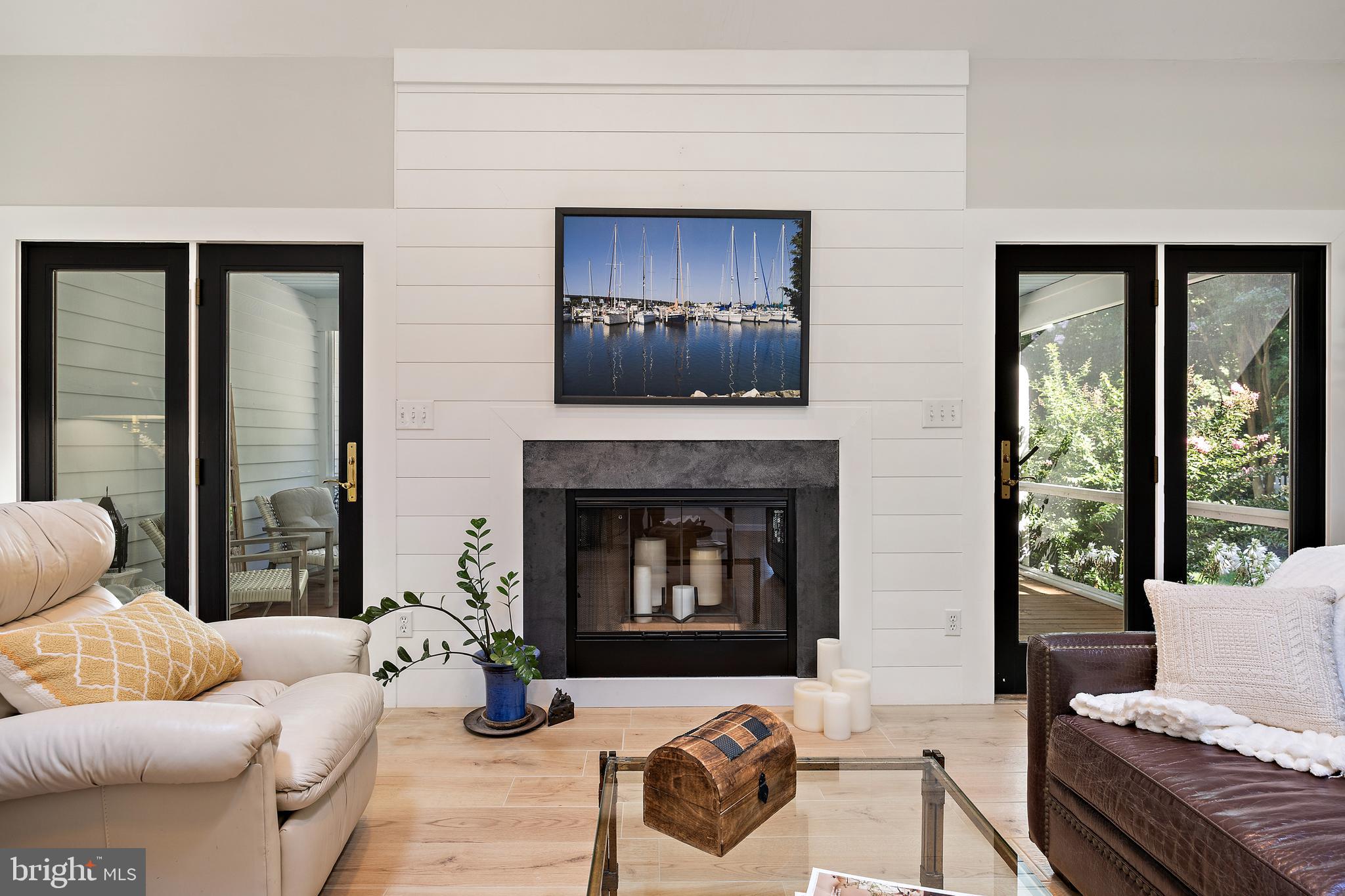 330 PROSPECT BAY DRIVE W