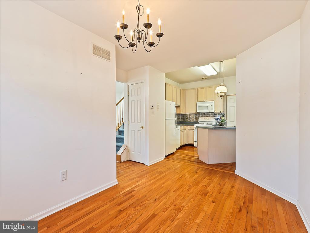 CHANCELLOR GLEN - Residential