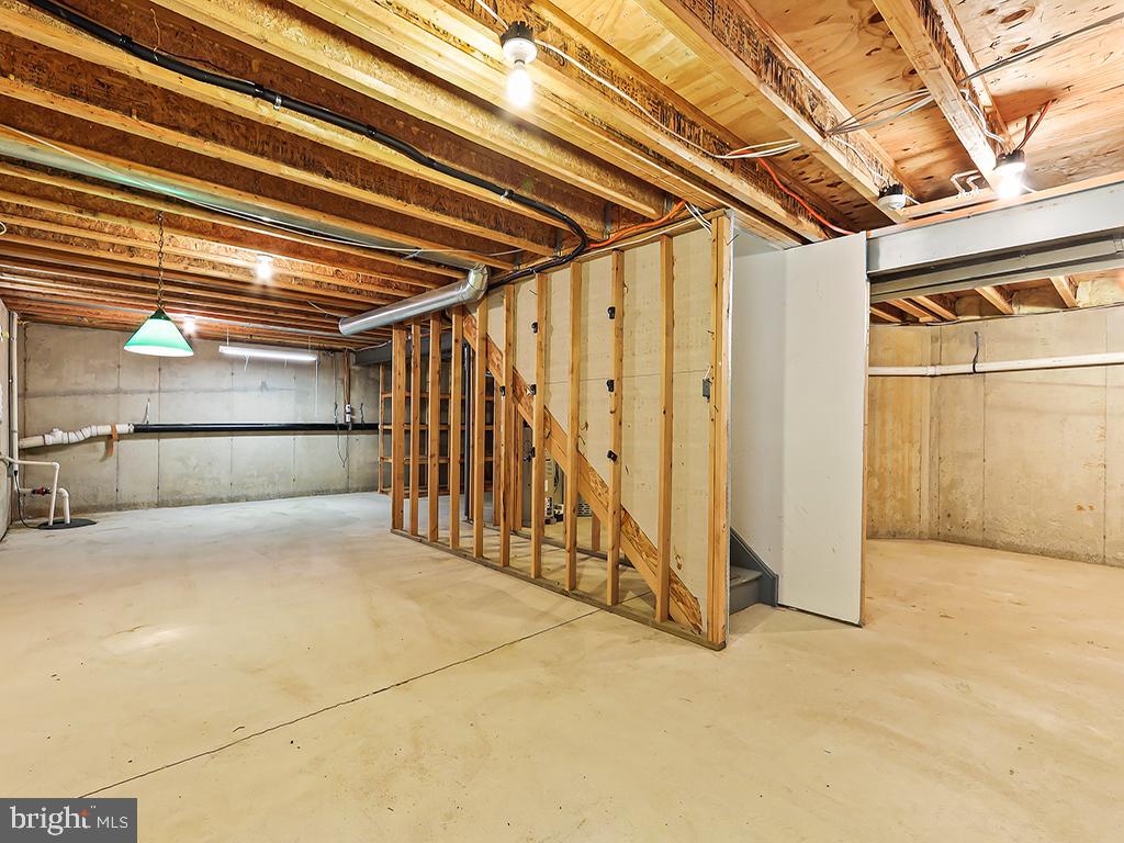 CHANCELLOR GLEN - Residential