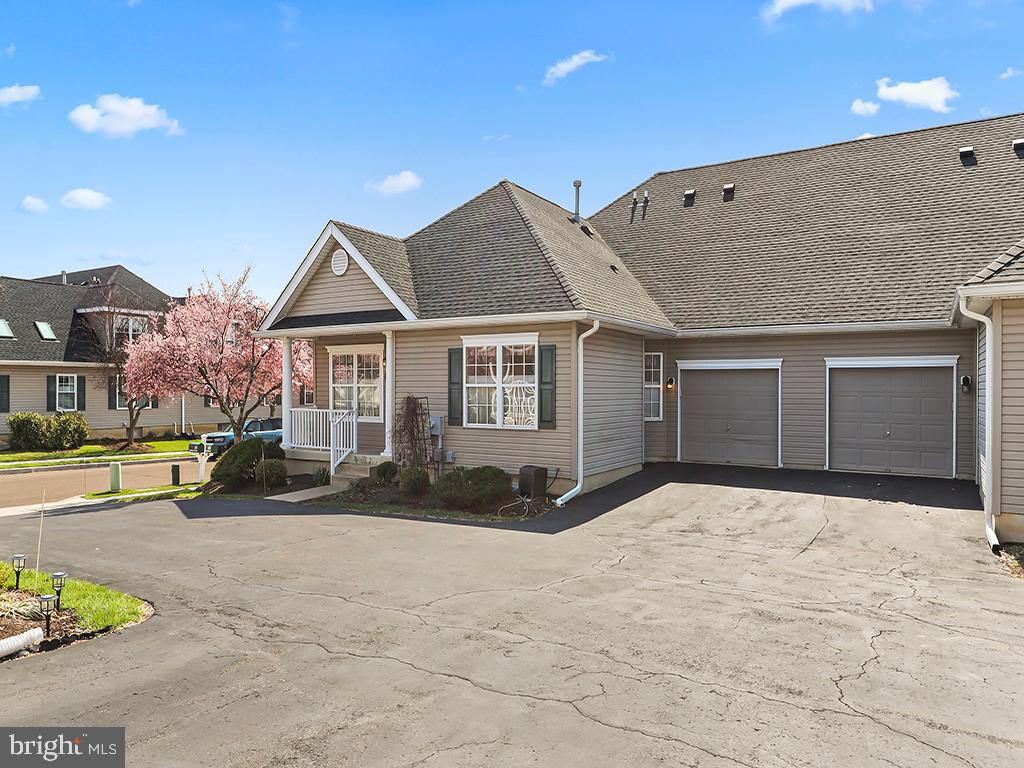 CHANCELLOR GLEN - Residential